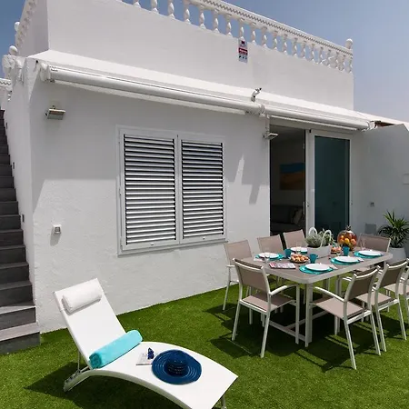 Jfgi By Villagrancanaria Nyaraló